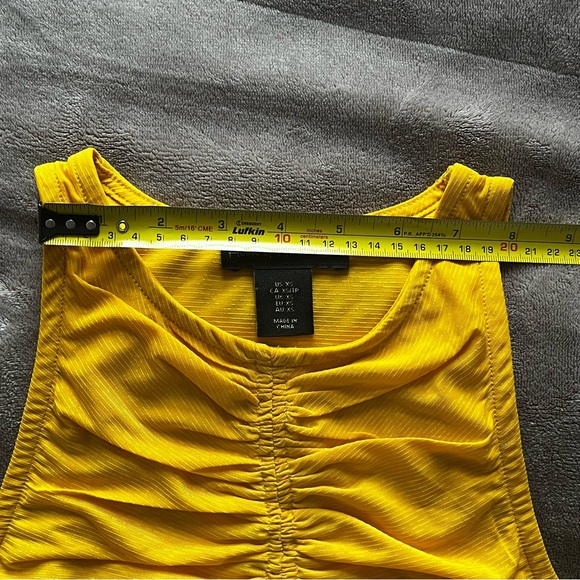 House of Harlow 1960 Ruched Sleeveless Crop Tank Top Blouse Golden Yellow New đź’› - Picture 13 of 15